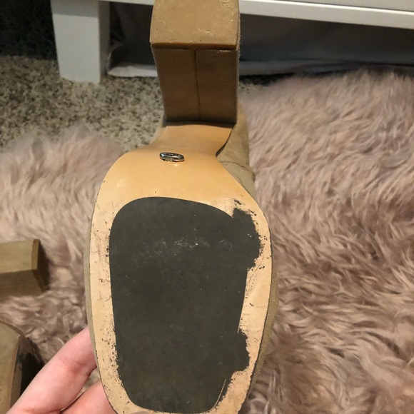 Tony Bianco Jessica Boot Camel Suede - Picture 4 of 4